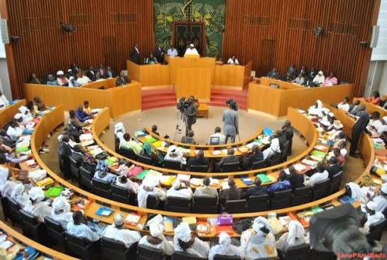 LFR 2026 : un second rejet en commission, les coulisses d’un bras de fer entre Pastef et le gouvernement…les explications de Cheikh Diba ne dissipent pas les désaccords